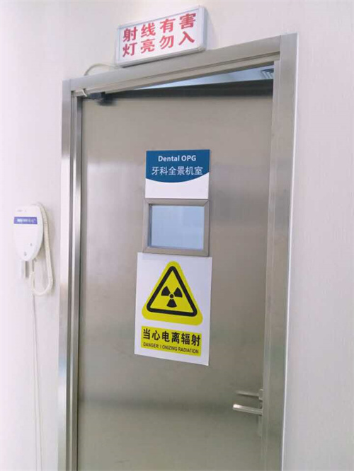 连云港防辐射铅门：守护生命健康的隐形盾牌